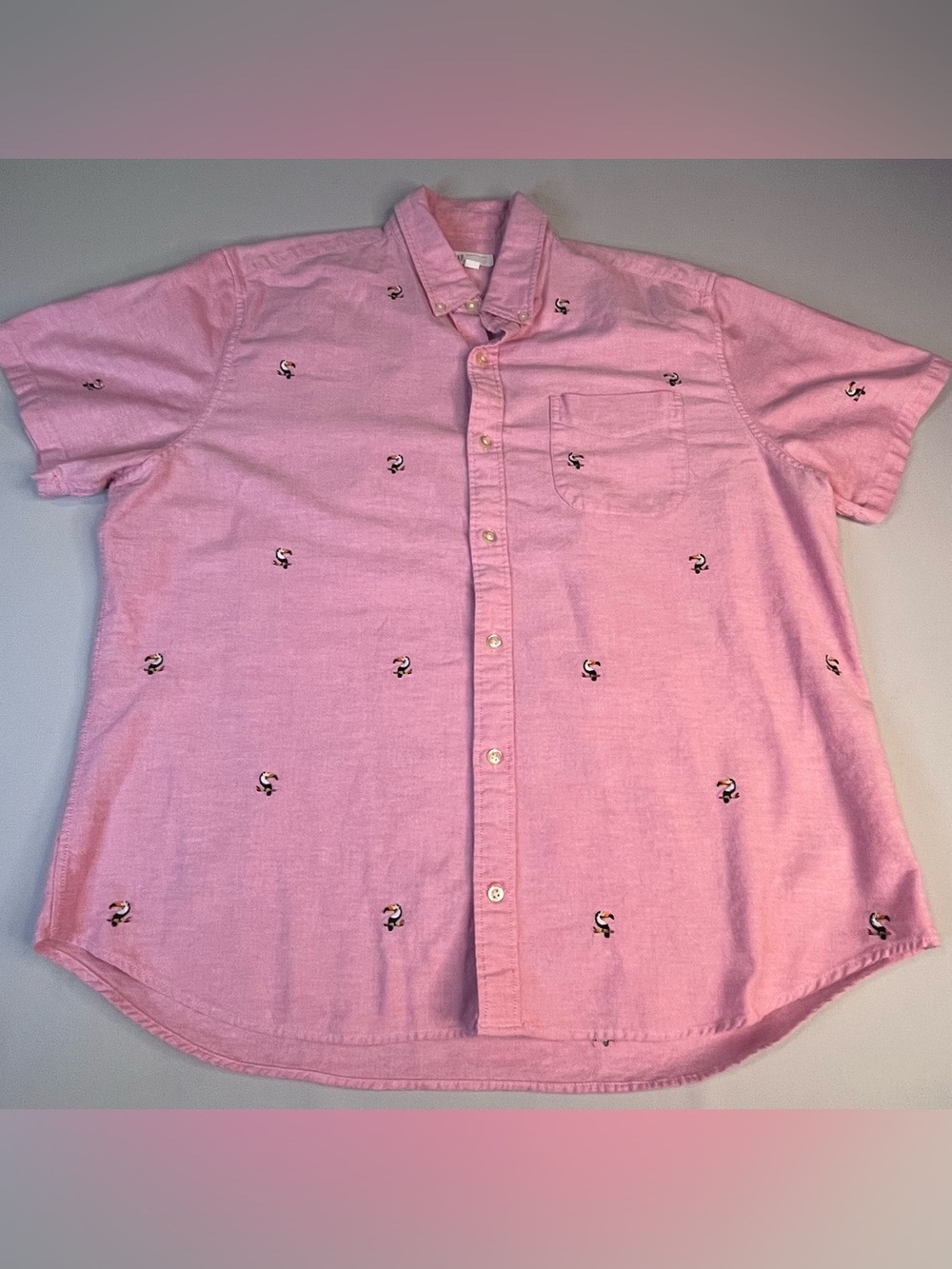 GAP Short Sleeve Pink Embroidered Button-Down Shirt